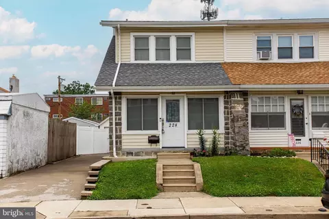 228 Stanley Ave, Havertown, PA 19083