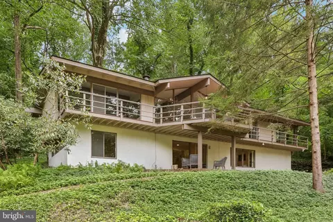 758 Darby Paoli Rd, Newtown Square, PA 19073