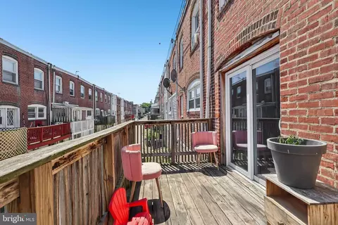 Exterior - 7046 Clover Ln, Darby, PA 19082 photo 2 of 3