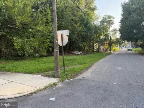 1118 Potter St, Chester, PA 19013