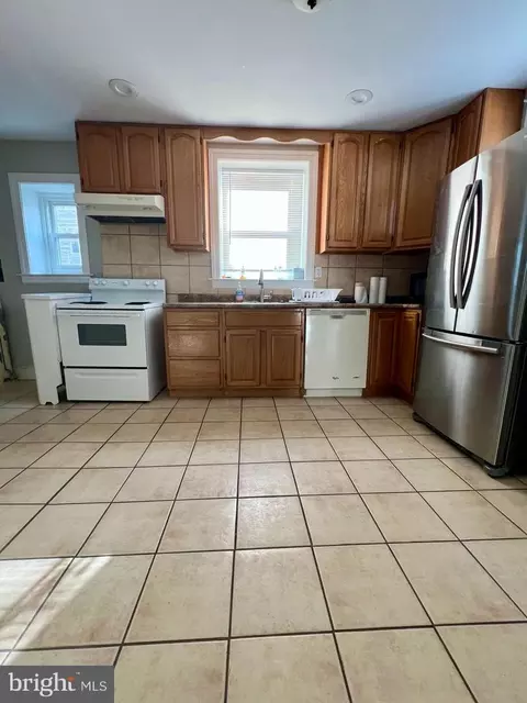 Kitchen - 7014 Hazel Ave, Darby, PA 19082 photo 1 of 2