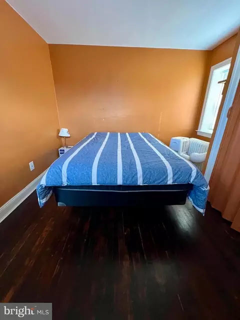Bedroom - 7014 Hazel Ave, Darby, PA 19082 photo 9 of 14