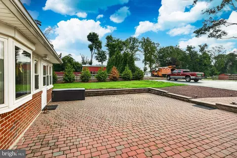Exterior - 1819 Larkin Rd, Boothwyn, PA 19061 photo 3 of 10