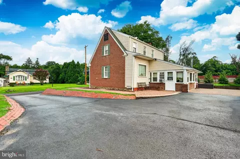 Exterior - 1819 Larkin Rd, Boothwyn, PA 19061 photo 2 of 10