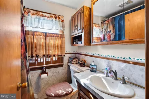 Bath - 1819 Larkin Rd, Boothwyn, PA 19061 photo 1 of 2