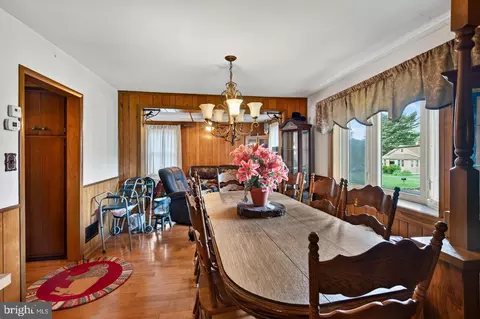 Dining - 1819 Larkin Rd, Boothwyn, PA 19061 photo 5 of 6