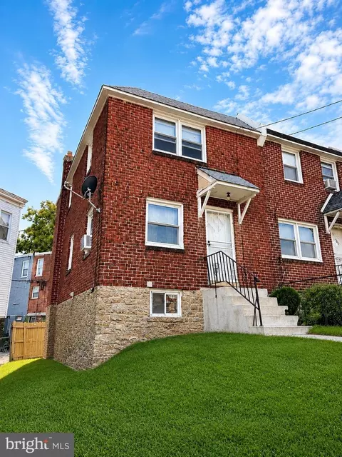 600 Cedar Ave, Darby, PA 19023