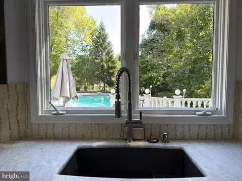 Kitchen - 4344 Trophy Dr, Boothwyn, PA 19061 photo 3 of 6