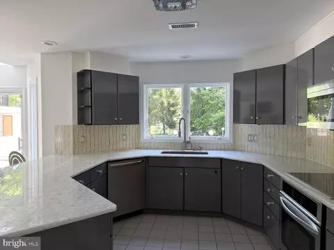 Kitchen - 4344 Trophy Dr, Boothwyn, PA 19061 photo 4 of 6