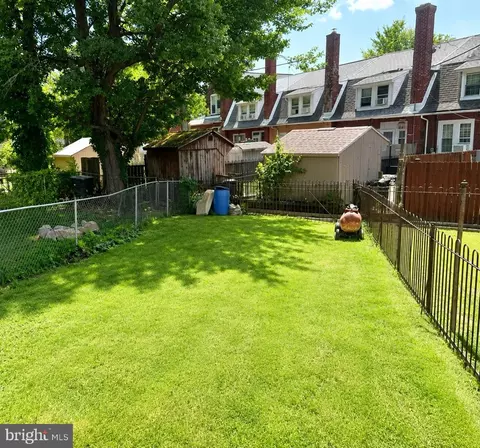 17 Walnut St, Marcus Hook, PA 19061 photo 9