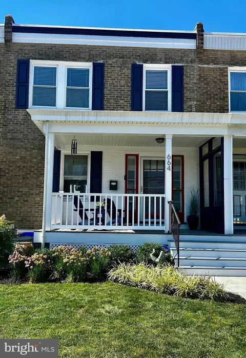 664 Dayton Rd, Bryn Mawr, PA 19010