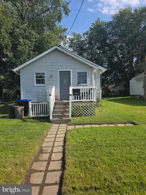 929 Randall Ave, Boothwyn, PA 19061 photo 2