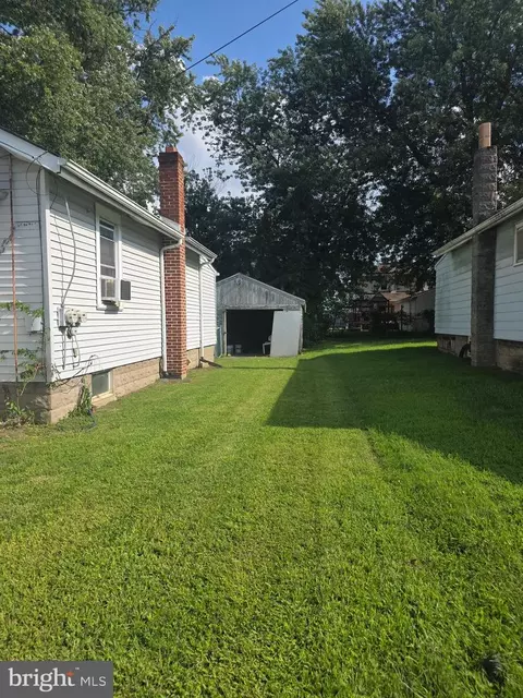 929 Randall Ave, Boothwyn, PA 19061 photo 3