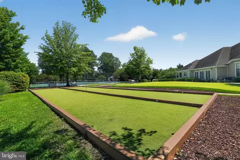 Exterior - 45 Dresner Cir, Ogden, PA 19061 photo 6 of 10