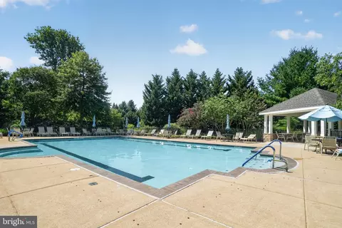 Exterior - 45 Dresner Cir, Ogden, PA 19061 photo 8 of 10