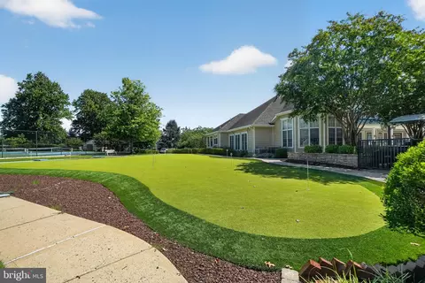 Exterior - 45 Dresner Cir, Ogden, PA 19061 photo 7 of 10