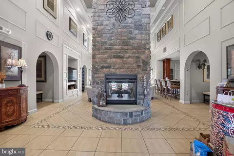 Entry Way - 45 Dresner Cir, Ogden, PA 19061 photo 6 of 6