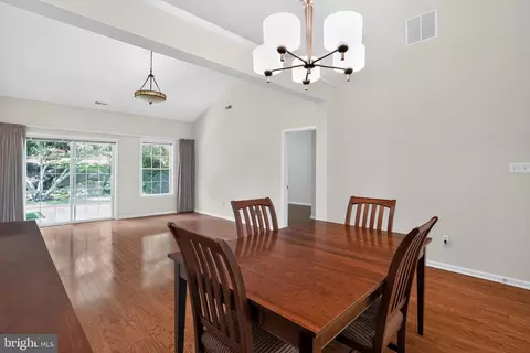 Dining - 45 Dresner Cir, Ogden, PA 19061 photo 3 of 5