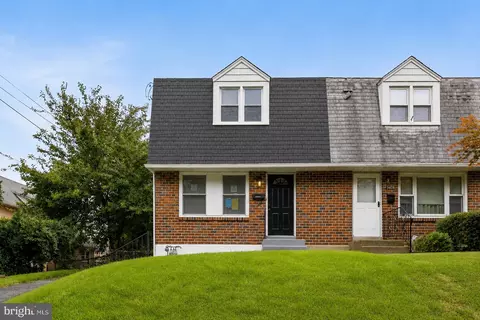 3406 Oak Ln, Brookhaven, PA 19015
