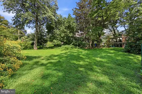 711 Manchester Ave, Media, PA 19063