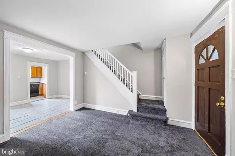 Entry Way - 435 Croyden Rd, Darby, PA 19082 photo 1 of 4