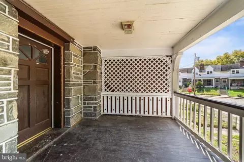 Exterior - 435 Croyden Rd, Darby, PA 19082 photo 1 of 2