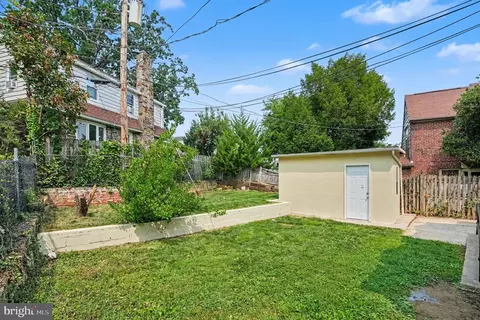 Exterior - 407 Beverly Blvd, Darby, PA 19082 photo 4 of 4