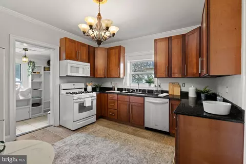 Kitchen - 1114 County Line Rd, Wayne, PA 19087 photo 1 of 3