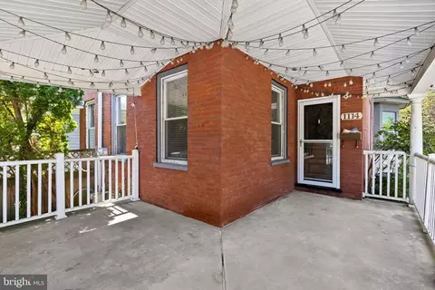 Exterior - 1114 County Line Rd, Wayne, PA 19087 photo 5 of 12