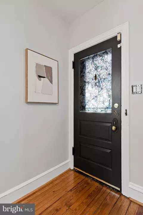 Entry Way - 1114 County Line Rd, Wayne, PA 19087 photo 1 of 5