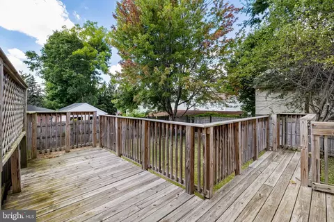 Exterior - 1114 County Line Rd, Wayne, PA 19087 photo 11 of 12