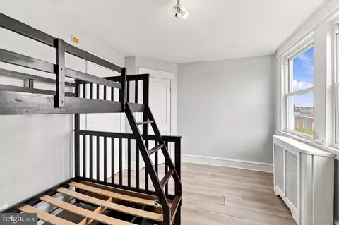 Bedroom - 557 Timberlake Rd, Darby, PA 19082 photo 3 of 4