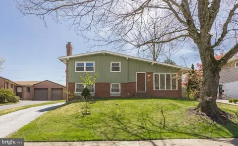 631 S Central Blvd, Broomall, PA 19008