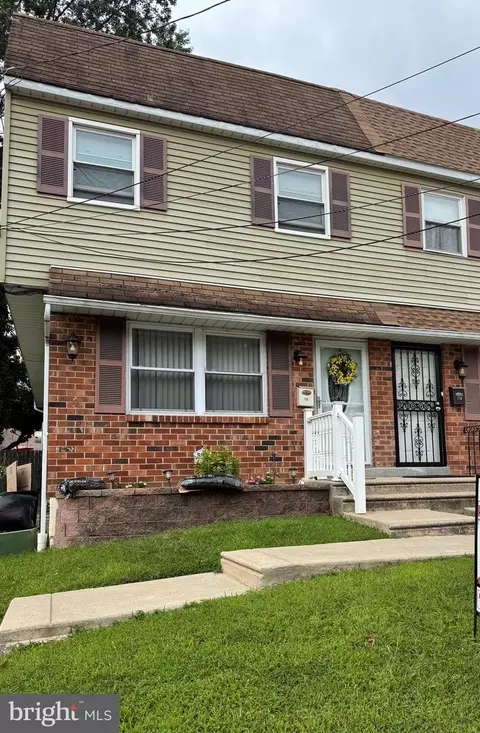 708 Girard Ave, Darby, PA 19023
