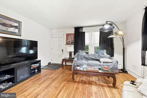 Living - 8512 Monroe St, Darby, PA 19082 photo 1 of 1