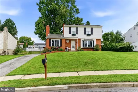 Exterior - 1704 Mill Rd, Boothwyn, PA 19061 photo 2 of 5