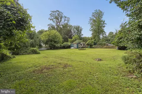 Exterior - 1745 Larkin Rd, Boothwyn, PA 19061 photo 4 of 5