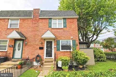 426 Folsom Ave, Prospect Park, PA 19076