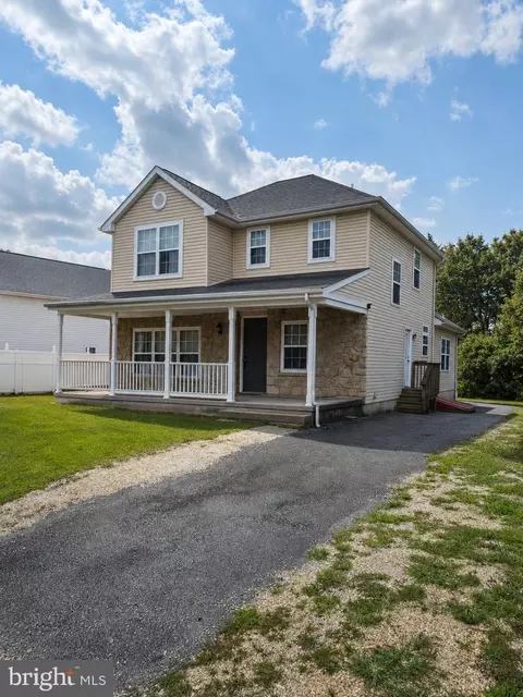 805 Milmont Ave, Swarthmore, PA 19081