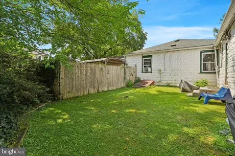 Exterior - 214-216 Beech Rd, Wallingford, PA 19086 photo 5 of 9