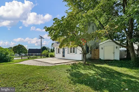 Exterior - 2338 Poe Rd, Secane, PA 19018 photo 5 of 8