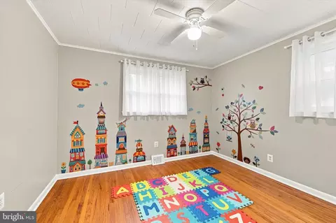 Bedroom - 2386 2nd Ave, Marcus Hook, PA 19061 photo 3 of 4