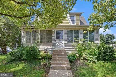 2470 Dutton Mill Rd, Aston, PA 19014