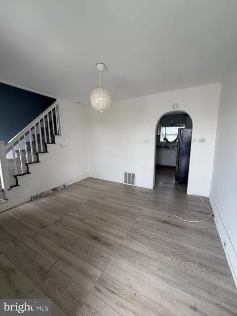 1112 W Ridge Rd, Marcus Hook, PA 19061 photo 2