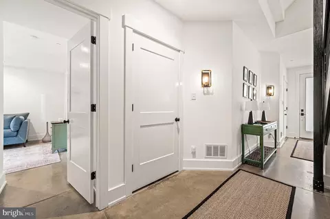 Entry Way - 203 Willow Ave, Wayne, PA 19087 photo 2 of 6