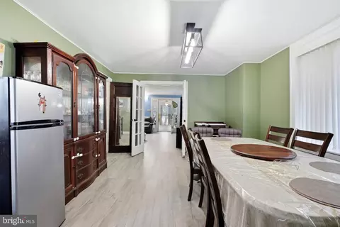 Entry Way - 115 Copley Rd, Darby, PA 19082 photo 5 of 6