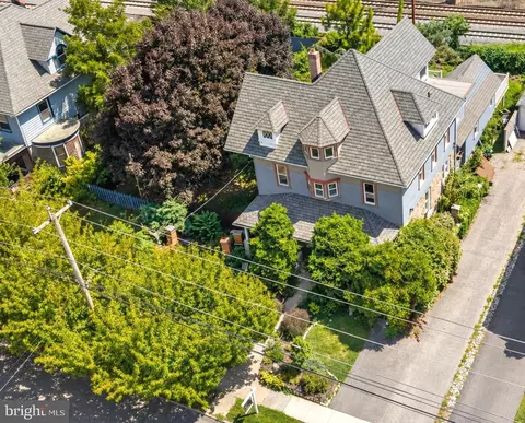 100 W Ridley Ave, Ridley Park, PA 19078