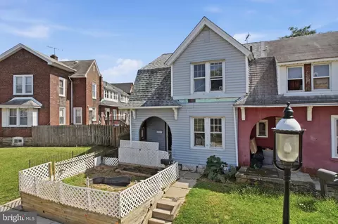 Exterior - 1 Spruce St, Marcus Hook, PA 19061 photo 3 of 5