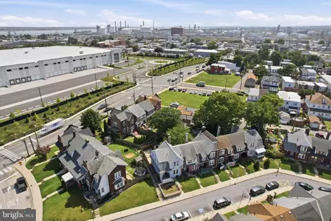 View/Area - 1 Spruce St, Marcus Hook, PA 19061 photo 3 of 4