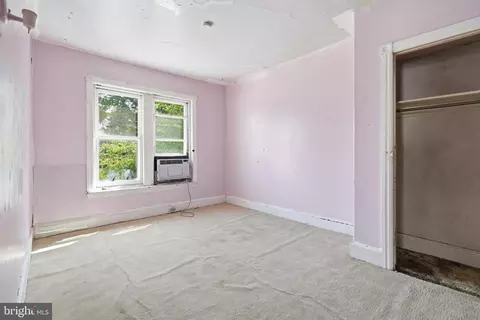Bedroom - 1 Spruce St, Marcus Hook, PA 19061 photo 3 of 6